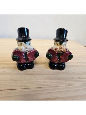 Vintage 50s Handpainted Broken Heart Ladybug Salt and Pepper Ceramic Shakers
